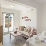 Paros Melodia Feriehus Logaras