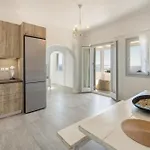 Paros Melodia Feriehus Logaras