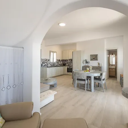 Paros Melodia לוגאראס