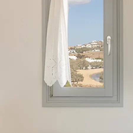 בית נופש Paros Melodia לוגאראס