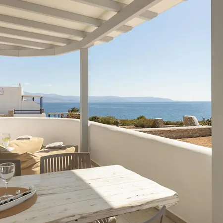 בית נופש Paros Melodia *