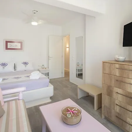 בית נופש Paros Melodia